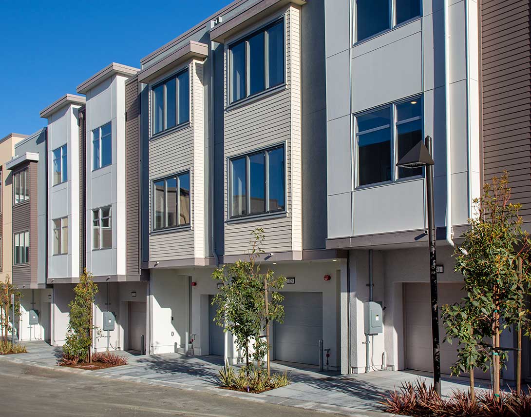 New homes project Lofton at Portola